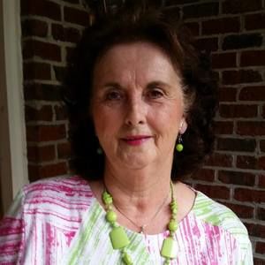 Meet your Posher, Carolyn